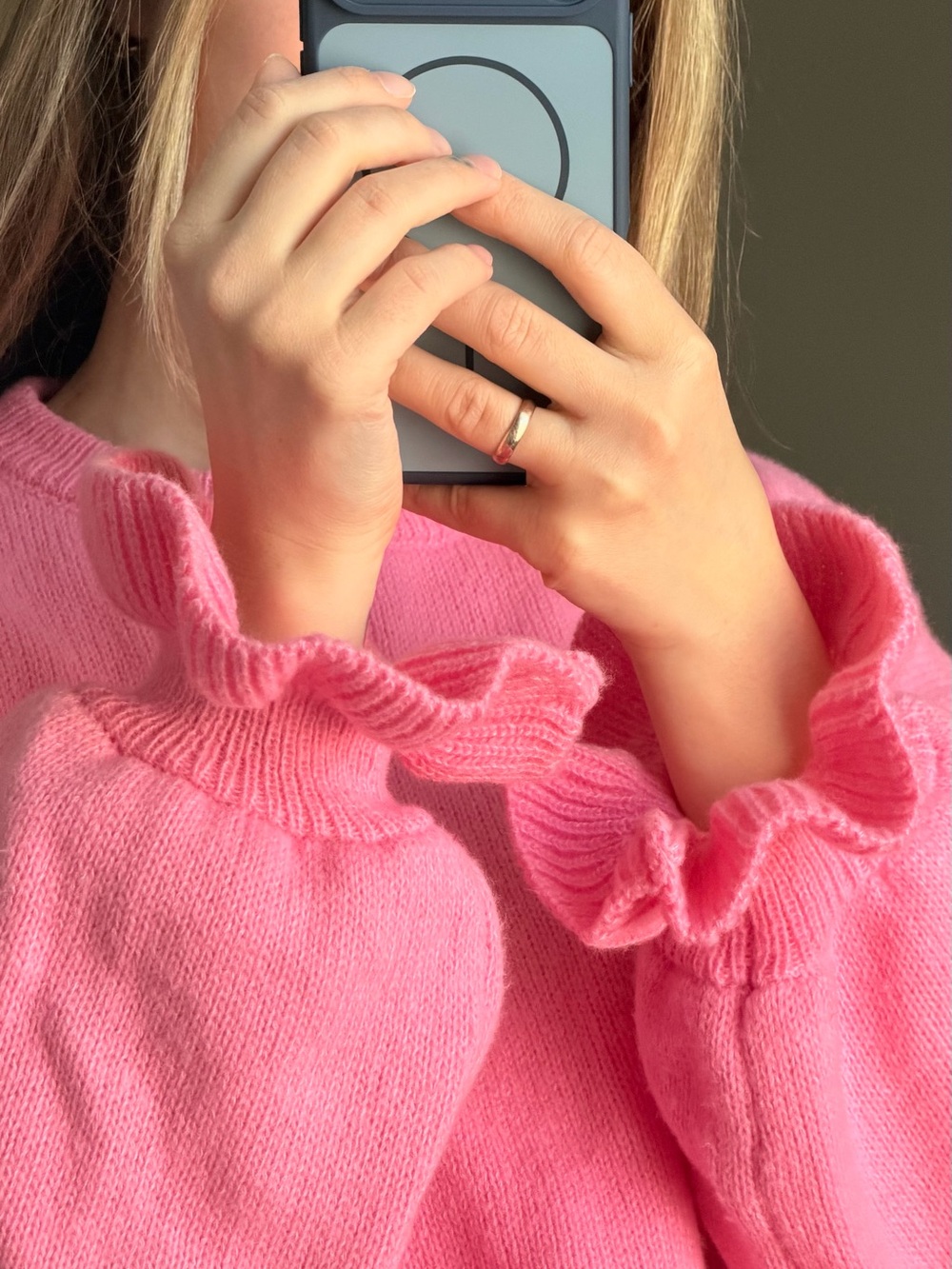 Women's Pink Ruffle-Cuff Sweater - Picture 3 of 3